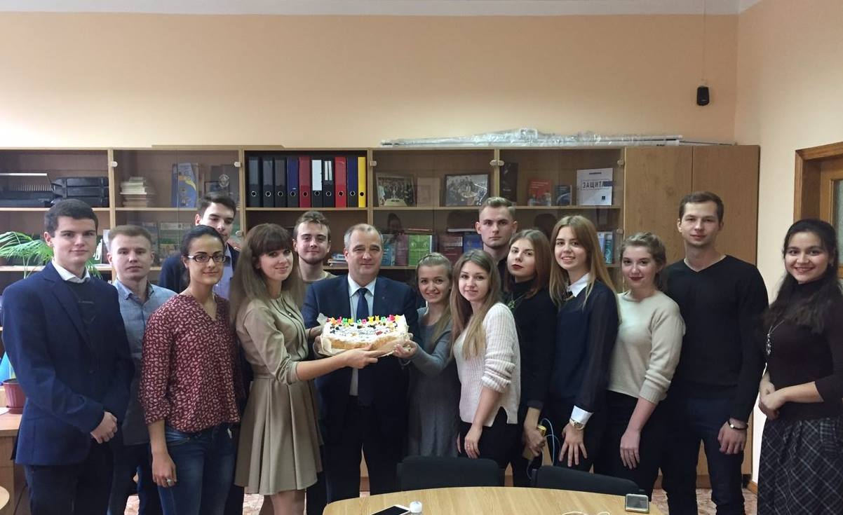 Юридична клініка вітає з Днем народження Янишена Віктора Петровича!